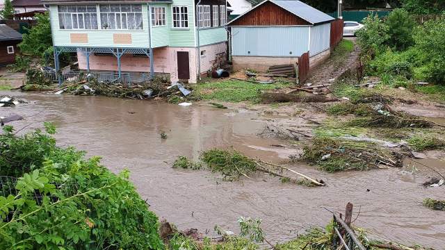 Последствия ливня в Рузе