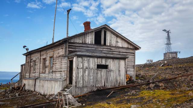 Полярная станция "Бухта Тихая" (архипелаг Земля Франца-Иосифа)