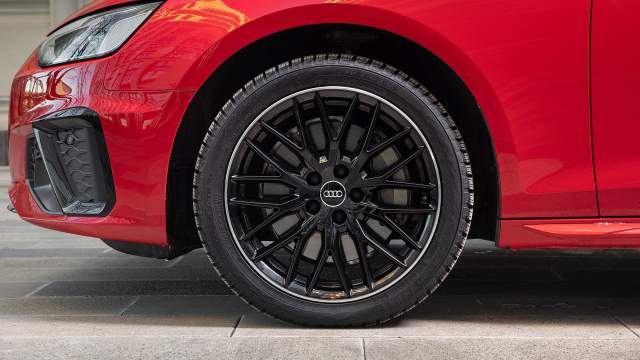 Пока максимальный размер дисков A4 — 18 дюймов