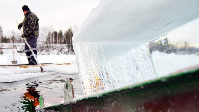 Заготовка льда