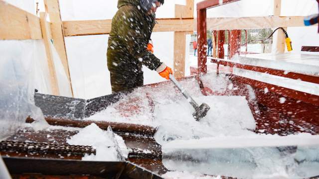 Заготовка льда