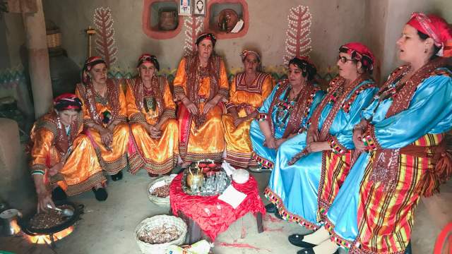 регион Кабили в горах к востоку от Алжира