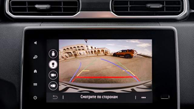 Система кругового обзора предлагается за доплату