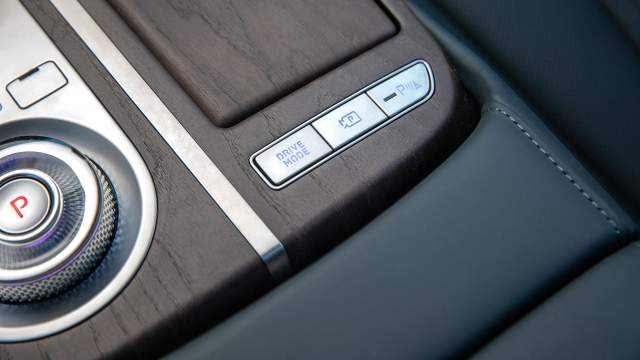 Ездовые режимы переключаются не шайбой, а клавишей