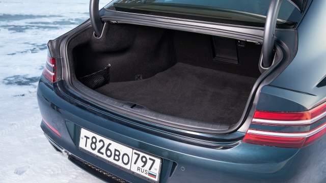 Объем багажника — 424 литра