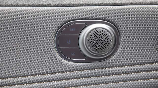 У премиальной аудиосистемы Bose восемь динамиков