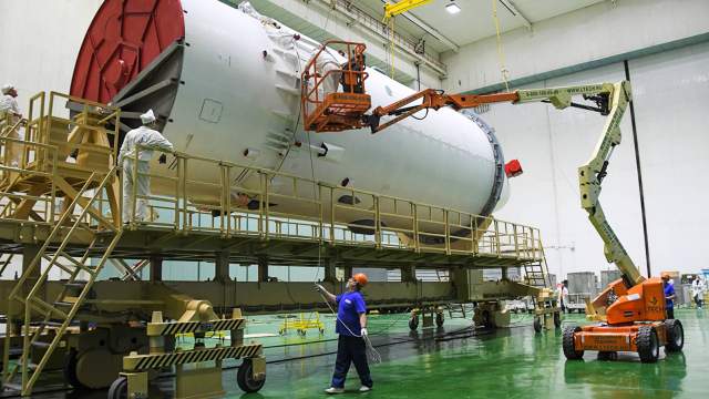 Модуль «Наука» допущен к заправке