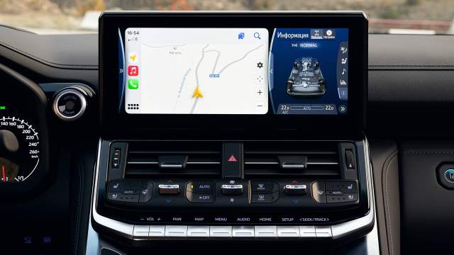 Топовая мультимедийная система поддерживает Android Auto и Apple CarPlay
