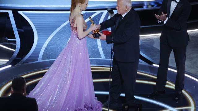 Anthony Hopkins presents Jessica Chastain with the Oscar for Best Actress in "The Eyes of Tammy Faye" at the 94th Academy Awards in Hollywood
