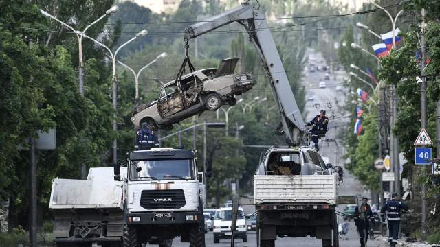 Эвакуация поврежденных автомобилей с дороги