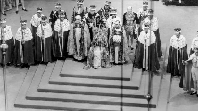 Елизавета II