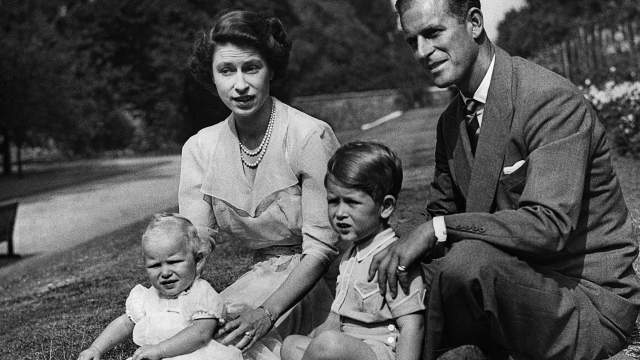 Елизавета II