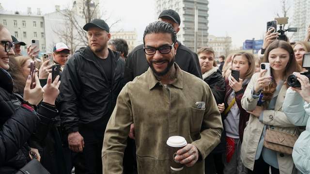 Тимати на открытии ресторана Gucci Cafe