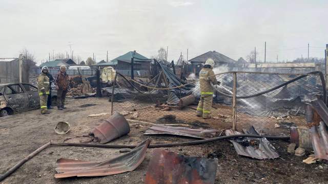 Последствия пожара в поселке Сосьва