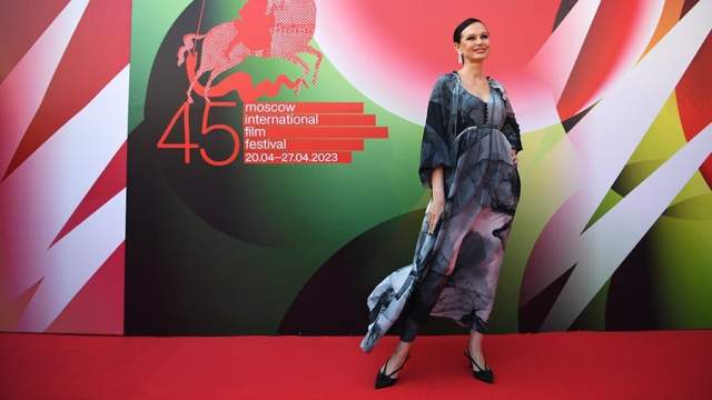 Ирина Безрукова