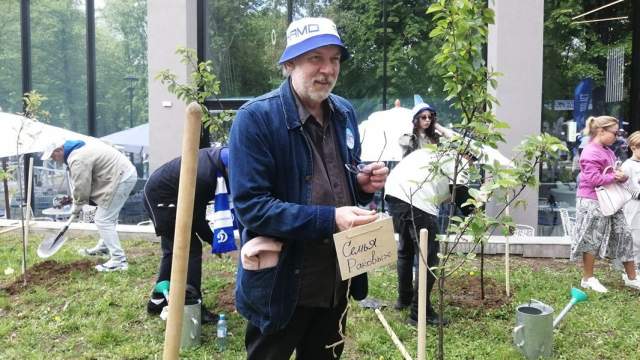 Черешневый лес