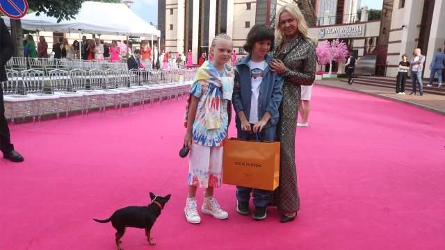 Продюсер Яна Рудковская с сыном Арсением и Мартином Киркоровым