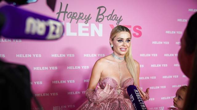 Хелен ес. Helen yes. Helen yes биография. Хелен сажина. Helen yes фото.