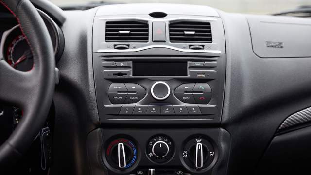 Кондиционер — самый простой, аудиосистема тоже