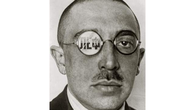 Александр Родченко. Критик Осип Брик, 1924 