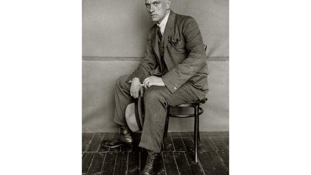 Александр Родченко. Поэт Владимир Маяковский, 1924 