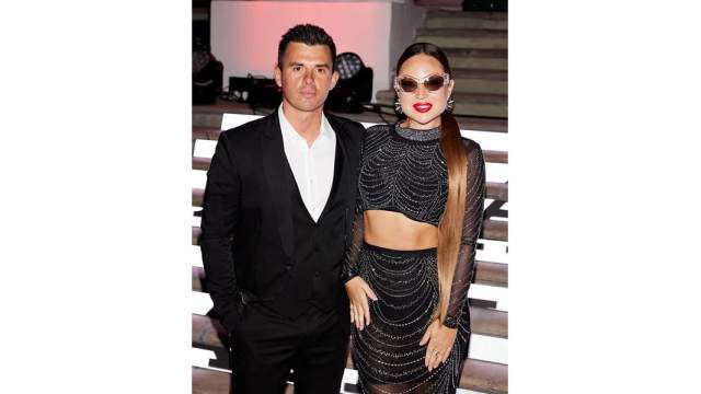 Кирилл Туриченко с супругой