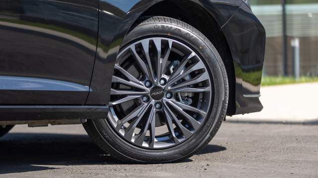 Единственный размер дисков — 17 дюймов