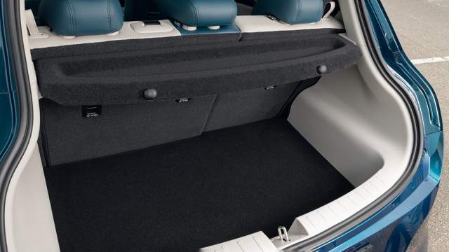 Объем багажника — 228 л и 858 л со сложенными сиденьями