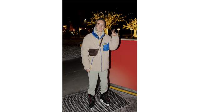 Денис Власенко 