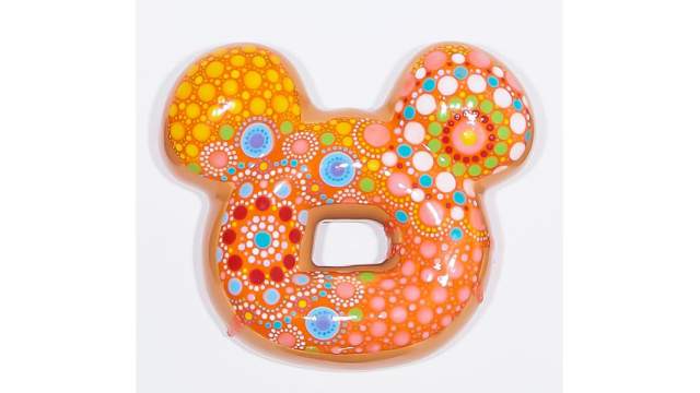 Работа Donut madness всемирно известного южнокорейского художника Джей Йонг Кима 