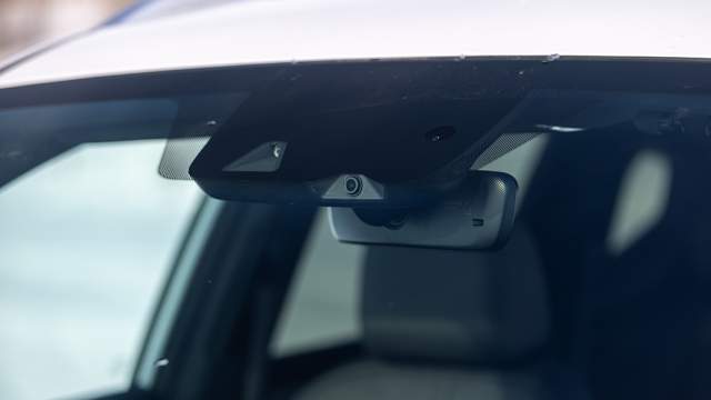 В комплектацию включен видеорегистратор