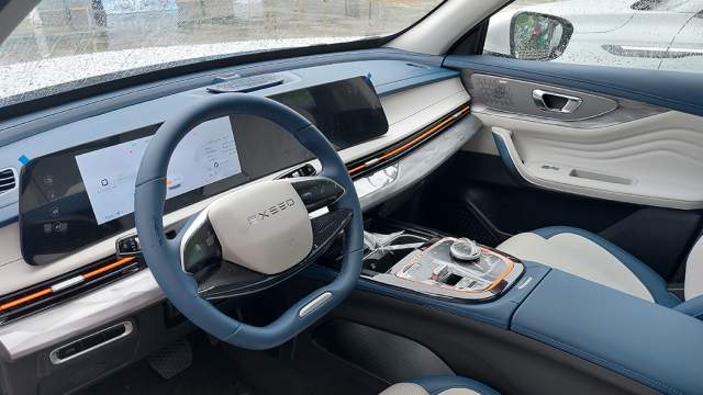 Также изменится интерьер машины 