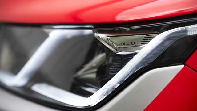 Светодиодные фары доступны в максимальной комплектации