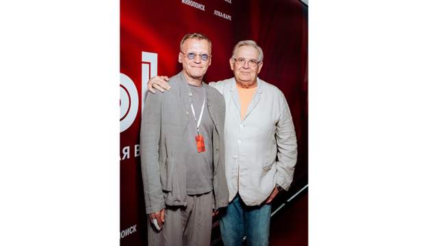 Слева направо: актеры Алексей Серебряков и Юрий Стоянов