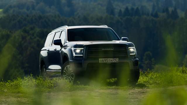 Автомобиль подготовлен для эксплуатации в РФ: установлен аккумулятор увеличенной емкости и полный пакет зимних опций