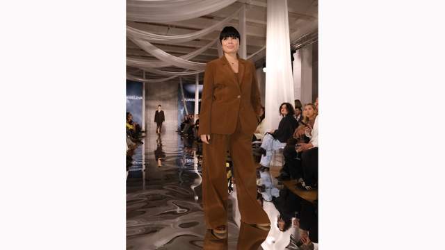 Нелли Ермолаева