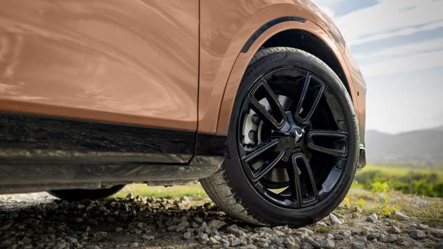 За доплату можно заказать двухцветные диски другого дизайна