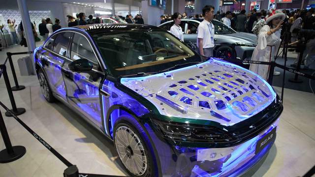 Chery установила прозрачные кузовные панели на свой новый флагманский гибридный седан Fulwin A9 