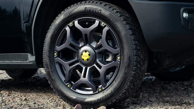 Размер колес — 20 дюймов