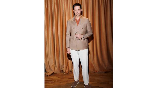 Милош Бикович 