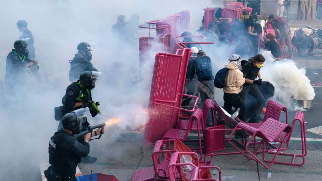 Протесты в Лос-Анджелесе
