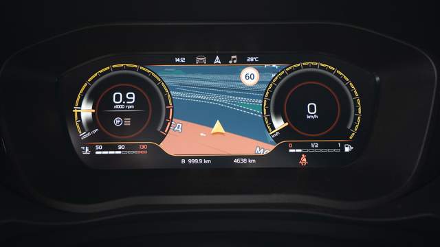 На панель приборов выводятся подсказки навигационной системы