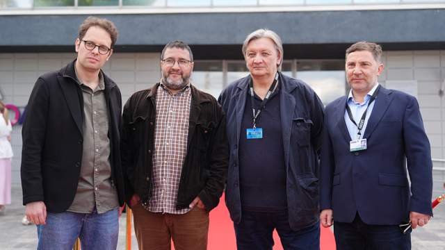 Жюри конкурса игровых сериалов Петр Тодоровский, Александр Котт, Александр Велединский, Константин Буслов