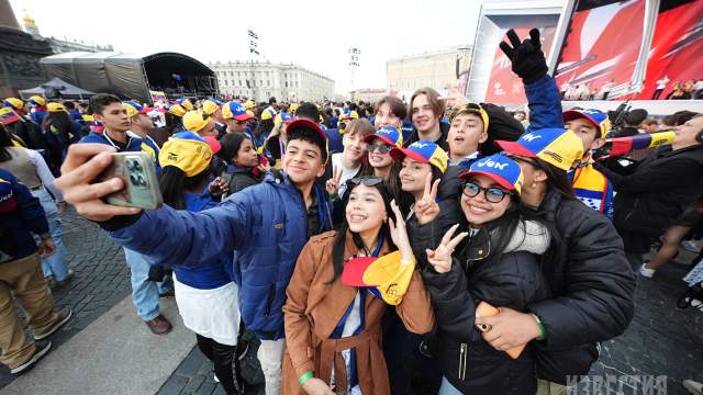 Праздник выпускников «Алые паруса»