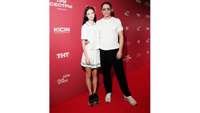 Павел Деревянко с дочерью