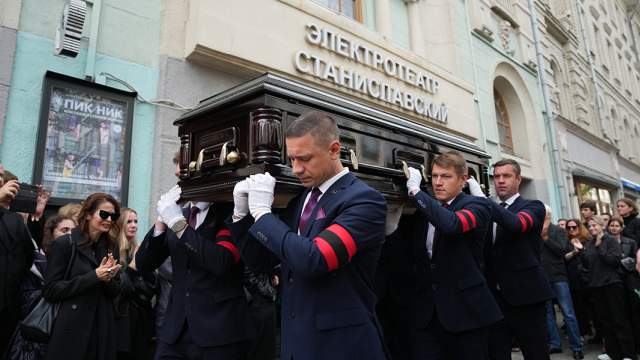 Церемония прощания с художественным руководителем «Электротеатра Станиславский» Борисом Юханановым