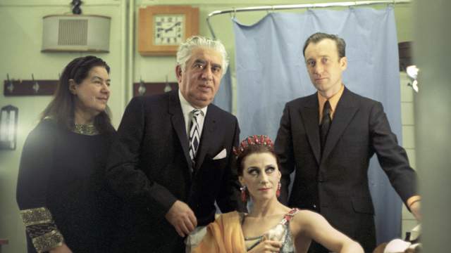 10 мая 2010 года. Балерина Майя Плисецкая и композиторы Родион Щедрин, Арам Хачатурян и Нина Макарова (справа налево) после балета «Спартак»