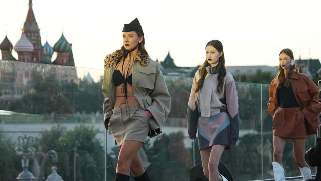 Модели во время показа бренда Alexander Arutyunov