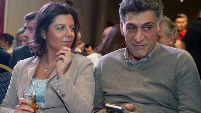 Главный редактор международного информационного агентства «Россия сегодня», руководитель телеканала RT Маргарита Симоньян и режиссер Тигран Кеосаян