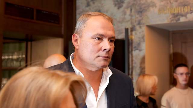 Петр Толстой 